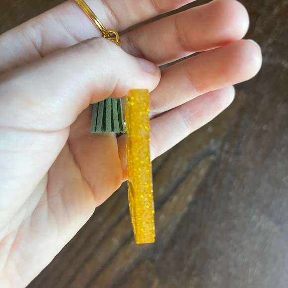 🎉🎉3x HP🎉🎉 Handmade✅ Wife ✅ Mom ✅ Boss Keychain - Picture 4 of 7